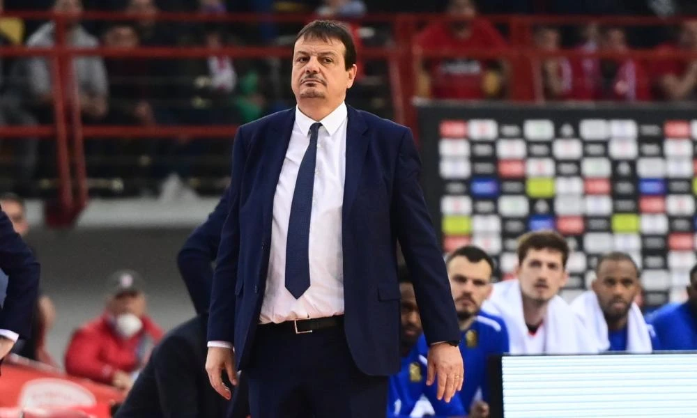 Προπονητής Εθνικής Τουρκίας για την τραγωδία στα Τέμπη: «Μοιράζομαι τον πόνο των φίλων Ελλήνων»